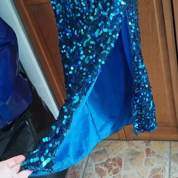 Vintage Blue/Teal Sequin Dress, size 14 - Picture 3 of 5